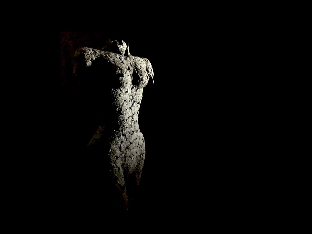 clay sulpture figure to buy